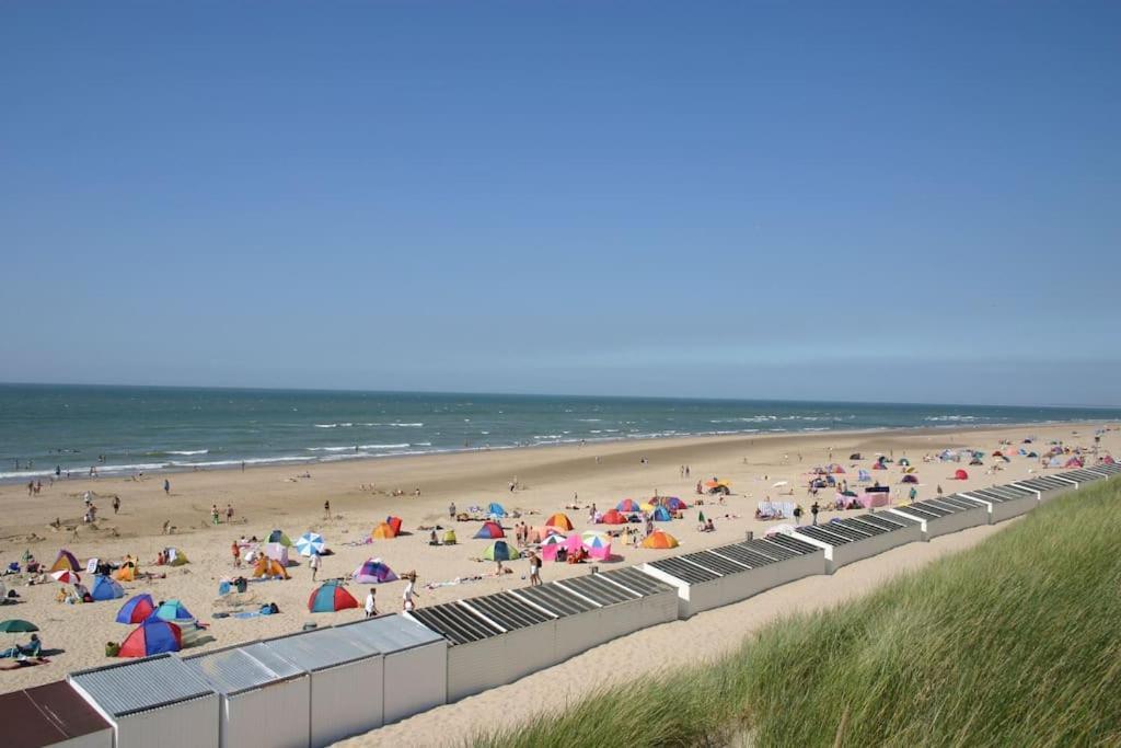 Gezellig Chalet In Het Mooie Zeeland - Oostkapelle Luaran gambar
